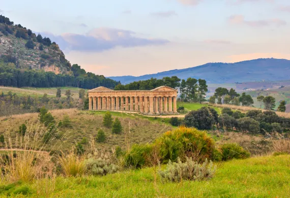 Segesta and Erice, history and beauty